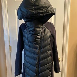 Nike puffer w/ hood + fabric sleeves